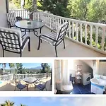Peloponnese 12pax * Rákhes