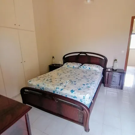 Peloponnese 12pax Villa Rakhai