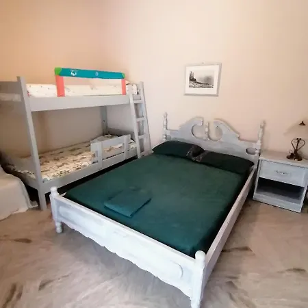 Peloponnese 12pax *
