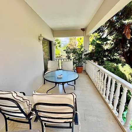 W Studio, Pool, Garden, Sleeps 12 To 15 Вилла *
