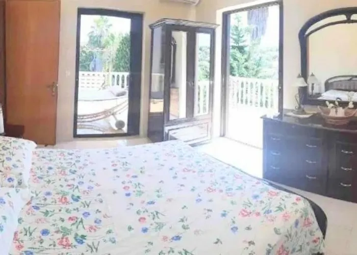 Peloponnese 12pax Villa *