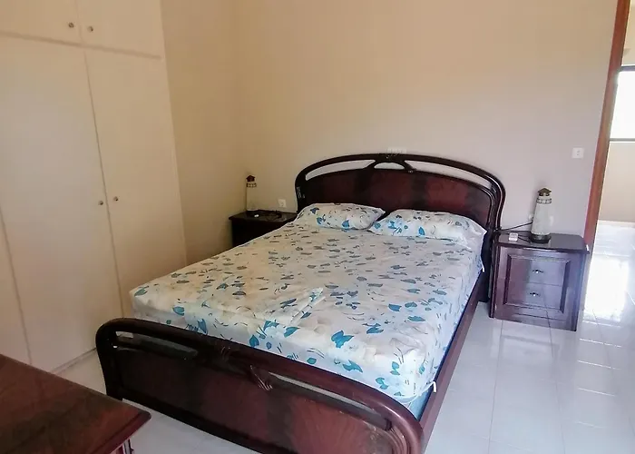 Peloponnese 12pax Villa Rakhai