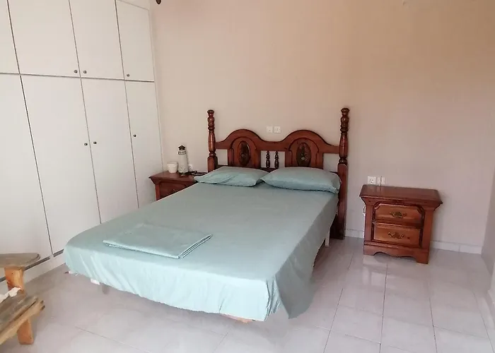 Villa Peloponnese 12pax Rakhai